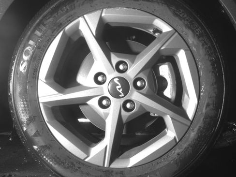 Used 2025 Kia K4 LXS image 13