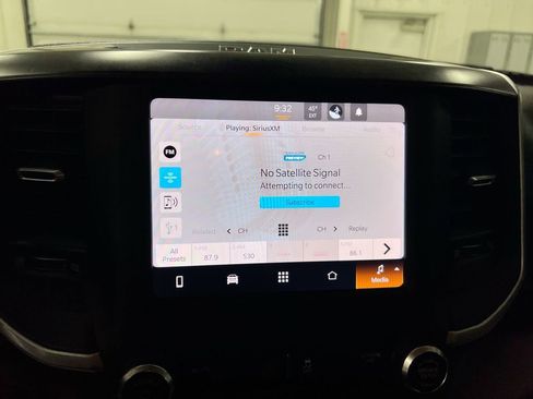 Used 2022 RAM 2500 Big Horn image 13