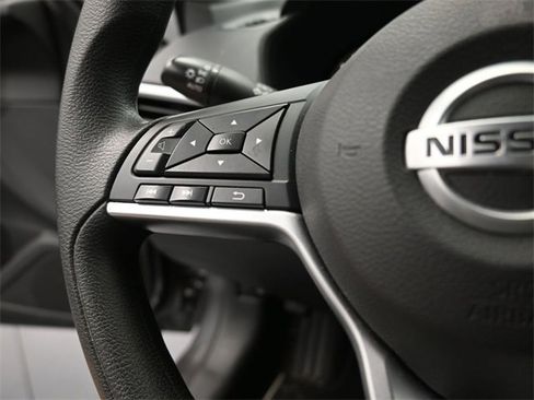 Used 2022 Nissan Altima 2.5 SV image 29