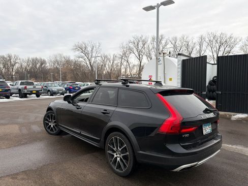 Used 2019 Volvo V90 T6 Cross Country w/ Protection Package Premier image 5