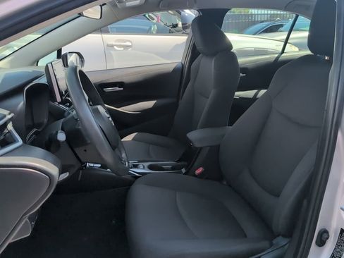 Used 2021 Toyota Corolla LE FWD image 7
