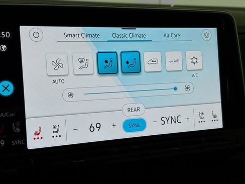 New 2026 Volkswagen Atlas SEL image 16