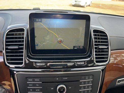 Used 2018 Mercedes-Benz GLS 450 4MATIC image 27