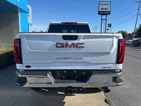 Used 2024 GMC Sierra 2500 SLT image 6