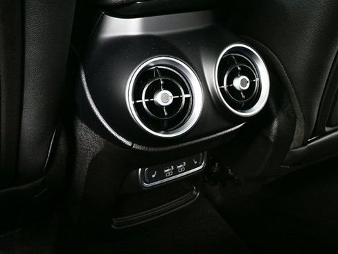 New 2025 Alfa Romeo Stelvio Sprint w/ Convenience Package image 18