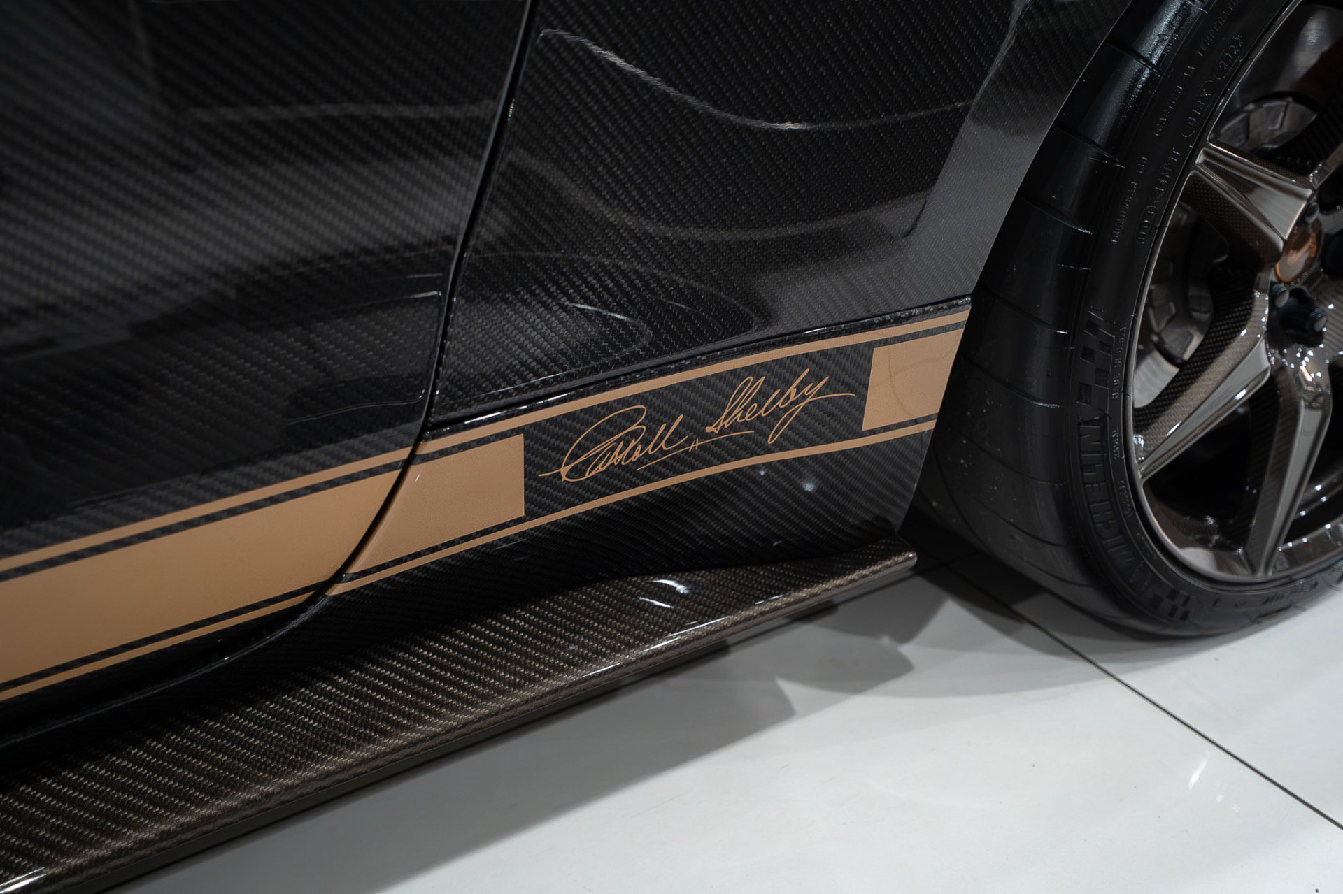 Used 2022 Ford Mustang Shelby GT500 w/ Carbon Fiber Track Pack RWD image 55