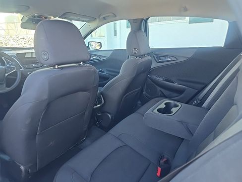 Used 2025 Chevrolet Malibu LT image 18