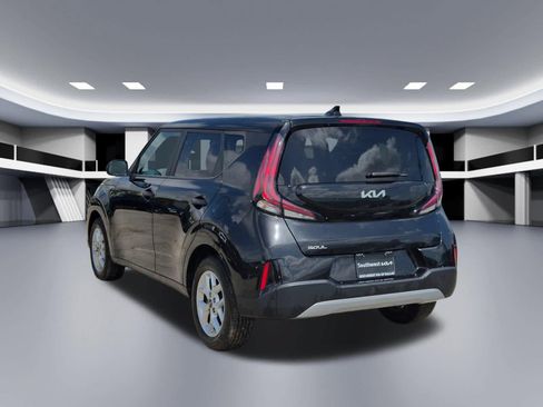 Certified 2024 Kia Soul LX w/ Option Group 015 FWD image 4