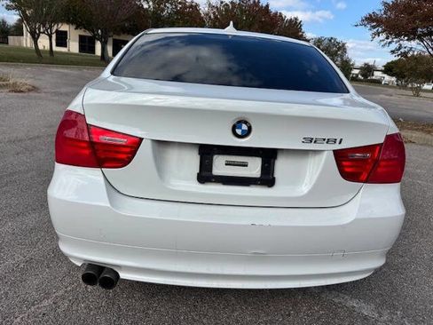 Used 2011 BMW 328i Sedan RWD image 14