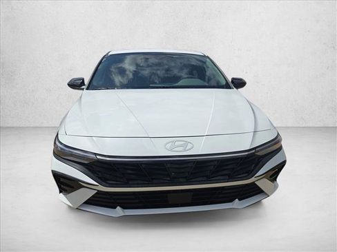 Used 2026 Hyundai Elantra SEL Sport Premium FWD image 10
