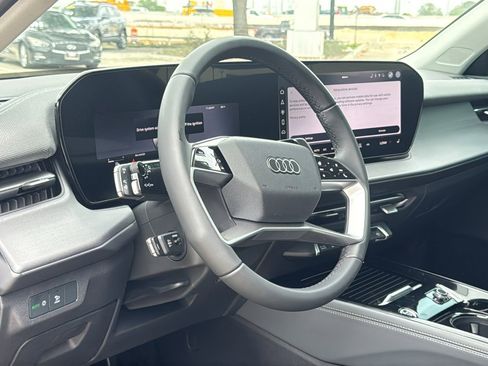 New 2026 Audi Q3 quattro 2.0T AWD/4WD image 10