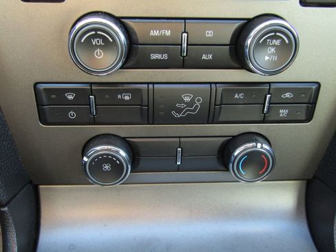 Used 2010 Ford Mustang V6 image 31