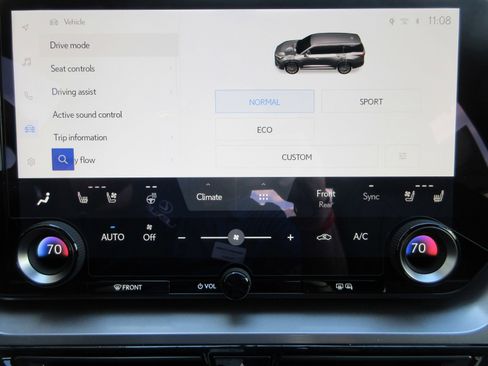 New 2026 Lexus TX 500h AWD image 44