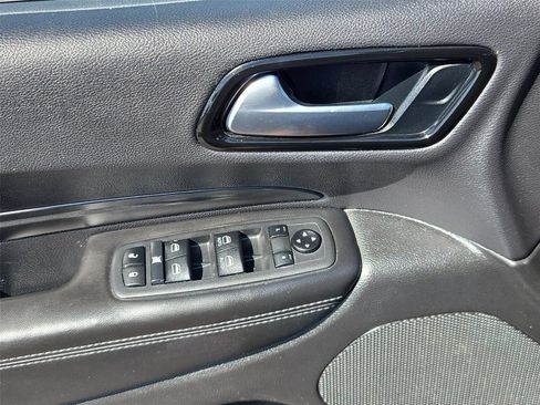 Used 2021 Dodge Durango SXT w/ 3rd Row Seating Group RWD image 15