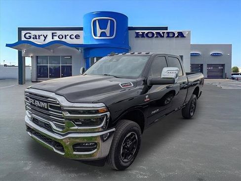 Used 2025 RAM 2500 Laramie image 4