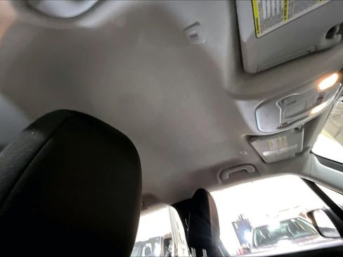 Used 2020 Jeep Renegade Trailhawk image 13