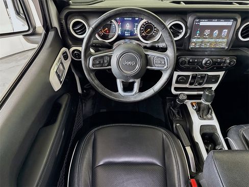 Used 2022 Jeep Gladiator Overland w/ Popular Equipment Package image 21