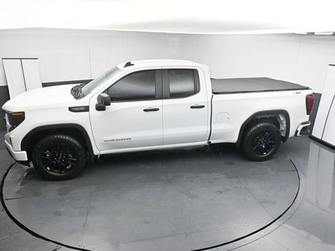 Used 2025 GMC Sierra 1500 Pro w/ Graphite Edition image 28