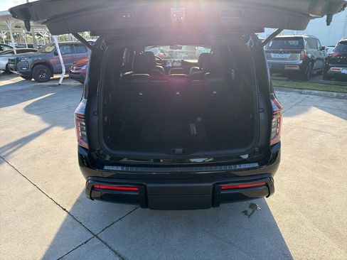 Used 2025 Nissan Armada PRO-4X w/ Pro-4X Premium Package image 37