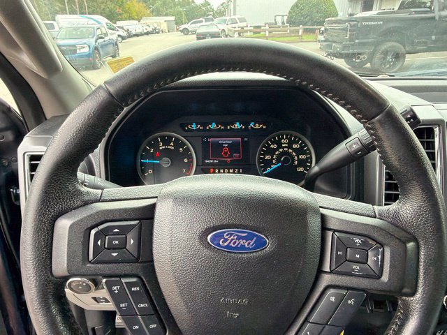 Used 2016 Ford F150 XLT w/ Equipment Group 302A Luxury AWD/4WD image 14