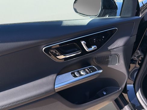 Certified 2026 Mercedes-Benz GLC 300 4MATIC image 10