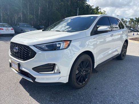 Certified 2021 Ford Edge ST-Line image 5