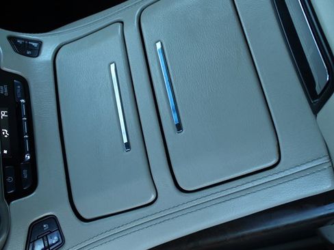 Used 2018 GMC Yukon XL Denali w/ Open Road Package image 36