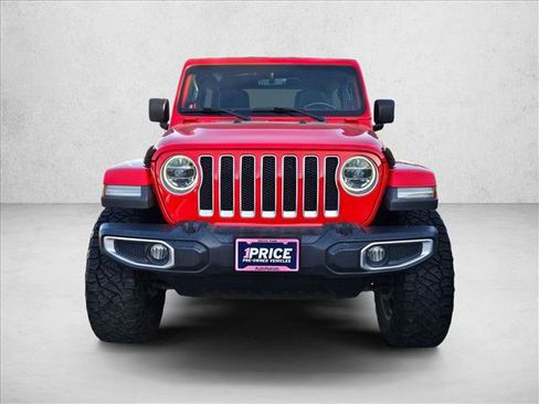 Used 2018 Jeep Wrangler Unlimited Sahara image 2