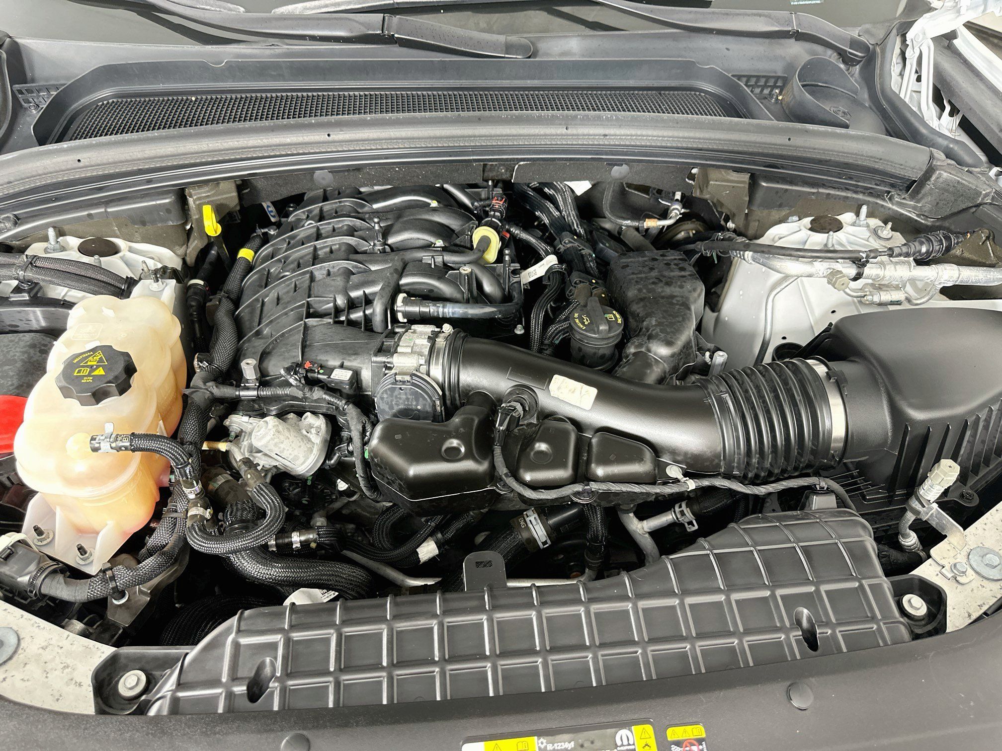 Used 2022 Jeep Grand Cherokee L Limited RWD image 35