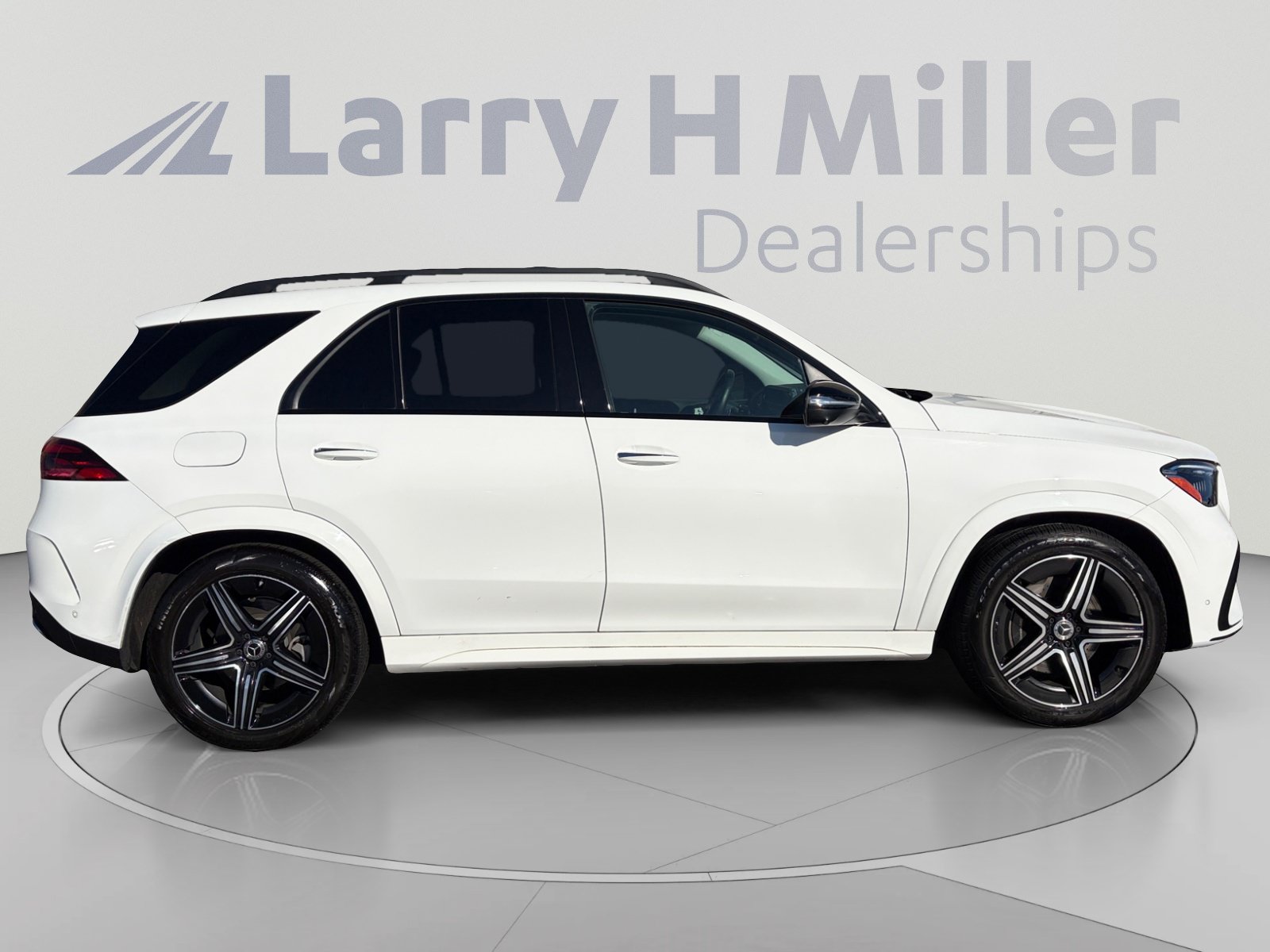 Certified 2024 Mercedes-Benz GLE 450 4MATIC image 6