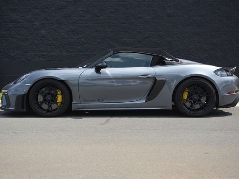 Used 2025 Porsche 718 Boxster Spyder RS RWD image 2