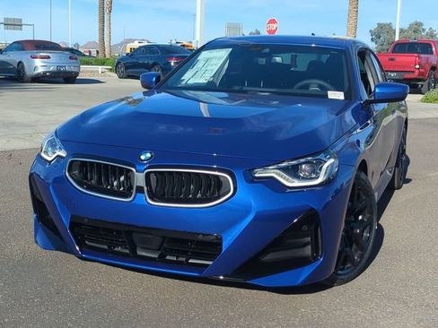 Used 2026 BMW 230i Coupe w/ Premium Package RWD image 3