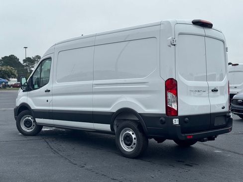 New 2025 Ford Transit 250 148 Medium Roof image 7