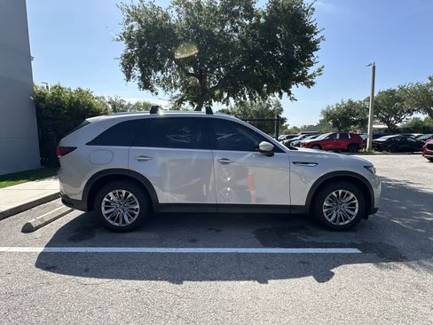 Used 2024 MAZDA CX-90 Plug-In Hybrid w/ Preferred AWD/4WD image 10