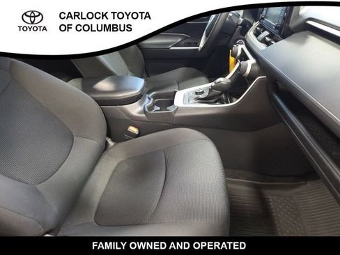 Used 2021 Toyota RAV4 LE AWD/4WD image 21