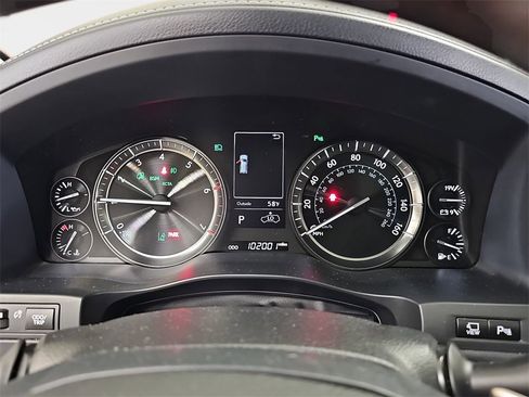 Used 2018 Lexus LX 570 4WD image 22