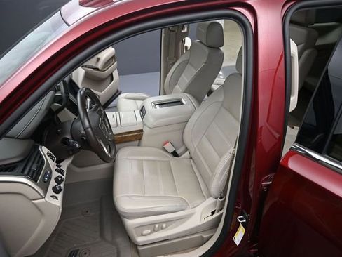 Used 2020 GMC Yukon Denali w/ Denali Ultimate Package image 11