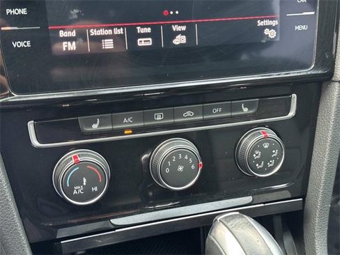 Used 2019 Volkswagen GTI SE w/ SE Experience Package image 21