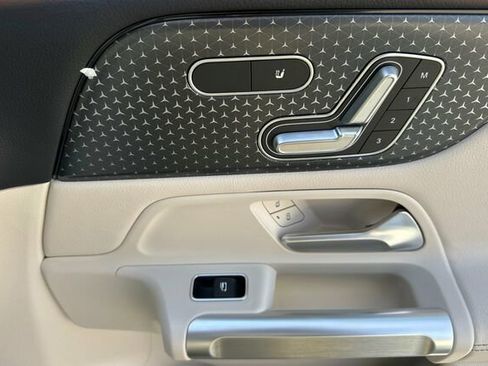 Certified 2026 Mercedes-Benz GLB 250 GLB 250 image 21