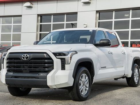 Used 2024 Toyota Tundra SR5 image 3