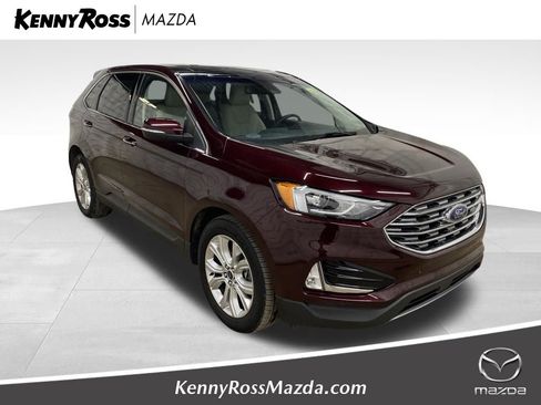 Used 2020 Ford Edge Titanium image 1