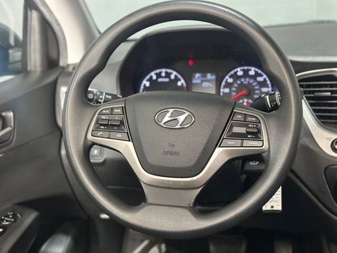 Used 2019 Hyundai Accent SE image 15