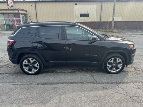 Used 2018 Jeep Compass Limited w/ Navigation Group AWD/4WD image 4
