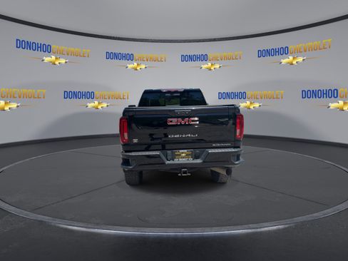 Used 2022 GMC Sierra 2500 Denali w/ Denali Ultimate Package image 10