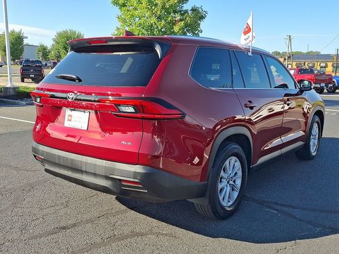 Certified 2024 Toyota Grand Highlander AWD image 6