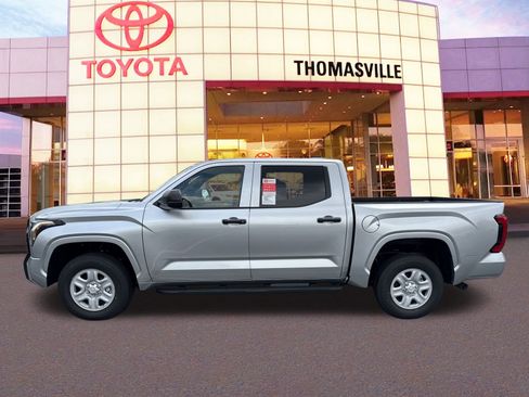 New 2025 Toyota Tundra SR w/ SR Tow Package image 8
