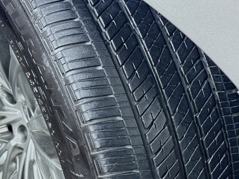 Used 2024 Lexus LS 500 w/ Interior Upgrade Package image 41