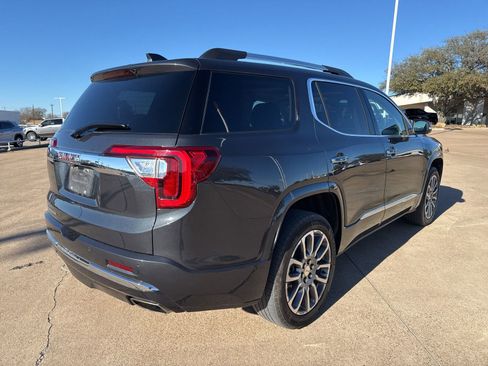 Used 2023 GMC Acadia Denali w/ Denali Ultimate Package image 7