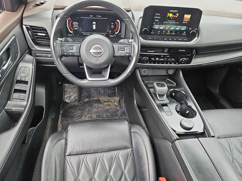 Used 2022 Nissan Rogue Platinum w/ Head-Up Display Package image 21