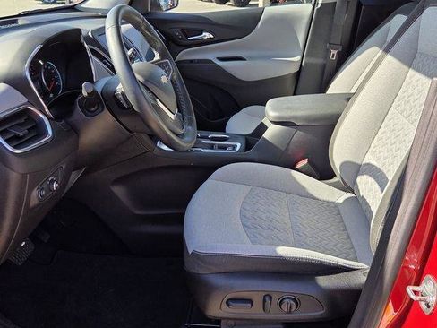 Used 2024 Chevrolet Equinox LT image 16